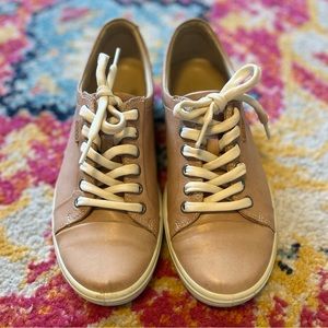 Ecco blush leather sneakers size 38